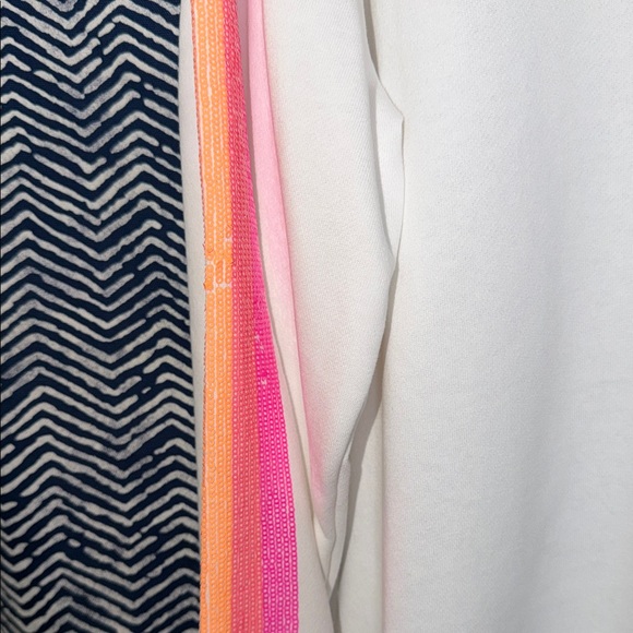 White Sweatshirt with Pink Accents - Picture 4 of 6